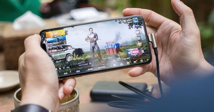 Design @ Riot: The League Friends Mobile App