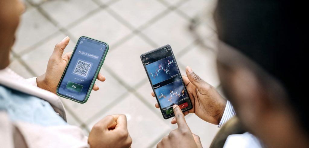 This festive season 52% of Indian shoppers are purchasing on mobile apps